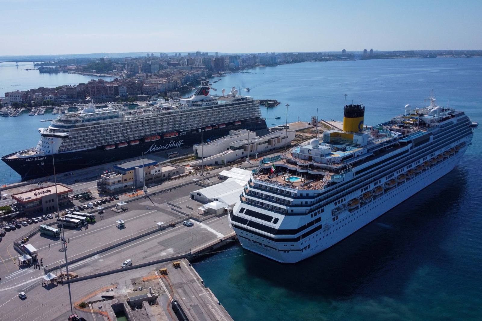 Al via la Cruise Season 2026 con un doppio accosto